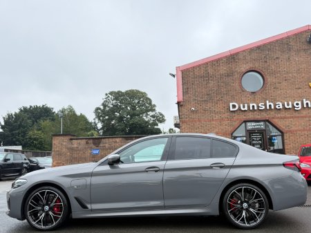 2022 BMW 5-Series - photo 8