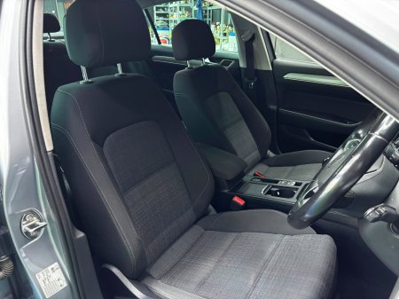 2022 Volkswagen Passat - photo 19
