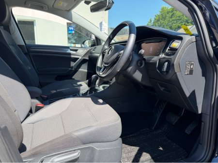 2020 Volkswagen Golf - photo 10