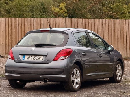 2010 Peugeot 207 - photo 13