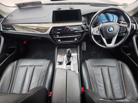 2017 BMW 5-Series - photo 23