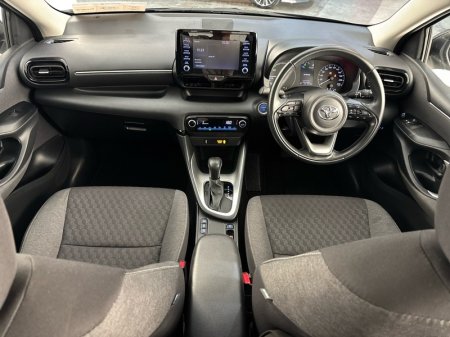 2023 Toyota Yaris - photo 8