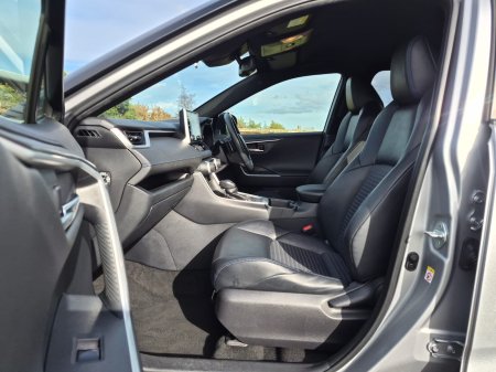 2019 Toyota RAV4 - photo 30