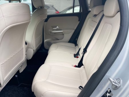 2020 Mercedes-Benz GLA - photo 14