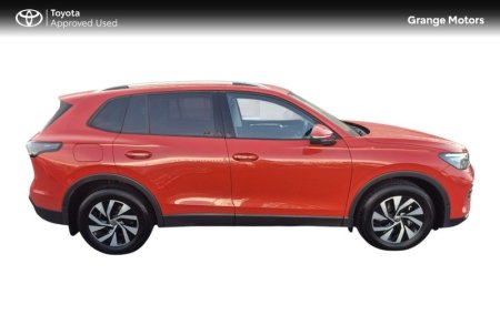 2024 Volkswagen Tiguan - photo 3