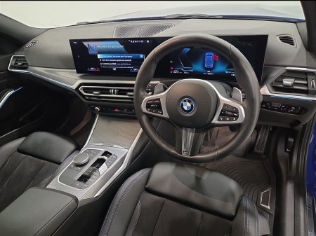 2024 BMW 3-Series - photo 6