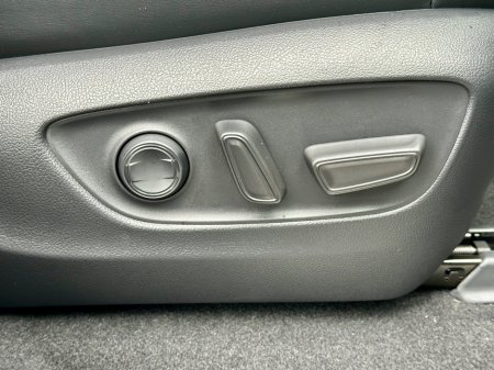 2026 Toyota Land Cruiser - photo 13