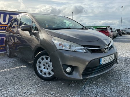 2016 Toyota Verso 1.6 D-4D 112bhp Aura (7 seater)