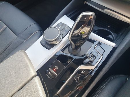 2021 BMW 5-Series - photo 9