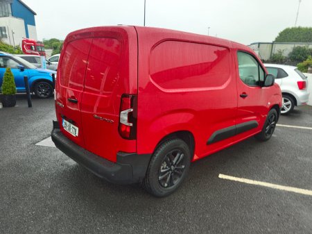 2025 Citroen Berlingo - photo 8