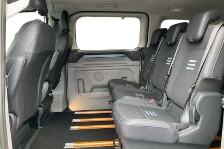 2025 Ford Tourneo Custom - photo 11