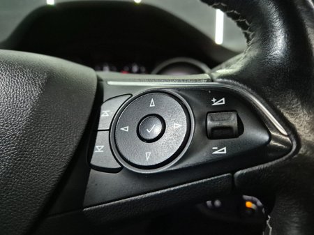 2018 Vauxhall Insignia - photo 11