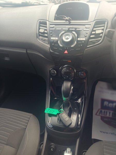 2015 Ford Fiesta - photo 13