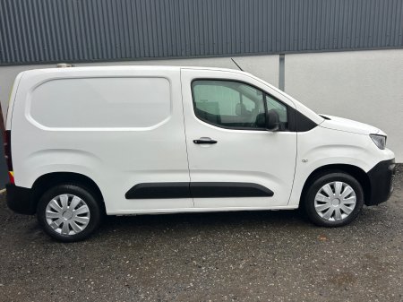 2021 Peugeot Partner - photo 3