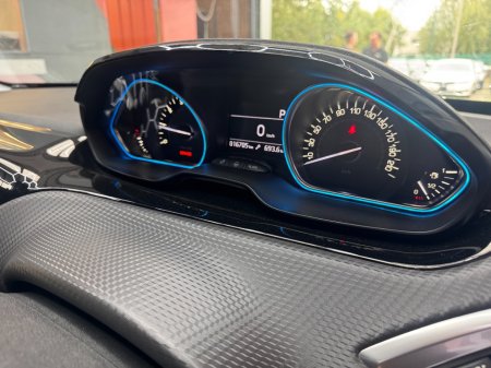 2017 Peugeot 2008 - photo 10
