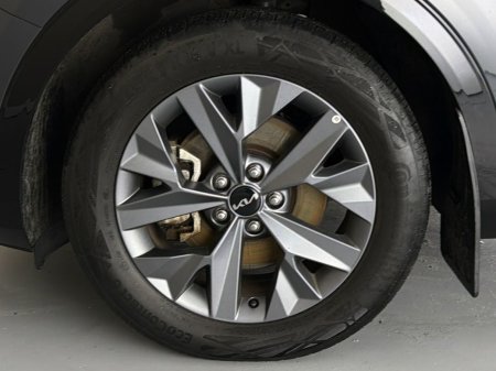 2025 Kia Sportage - photo 17