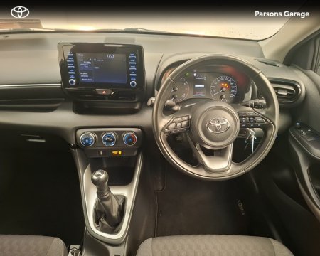 2021 Toyota Yaris - photo 9