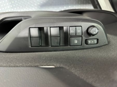 2021 Toyota Yaris Cross - photo 23
