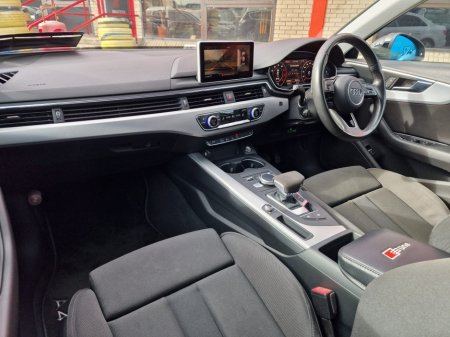 2016 Audi A4 - photo 18