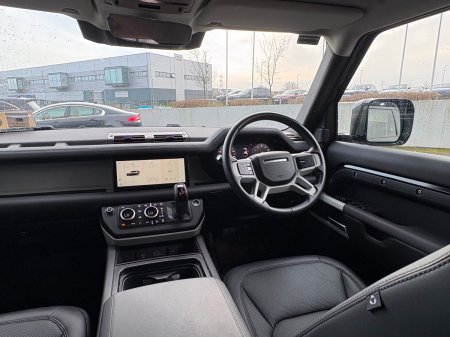 2024 Land Rover Defender - photo 10