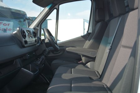 2024 Mercedes-Benz Sprinter - photo 3