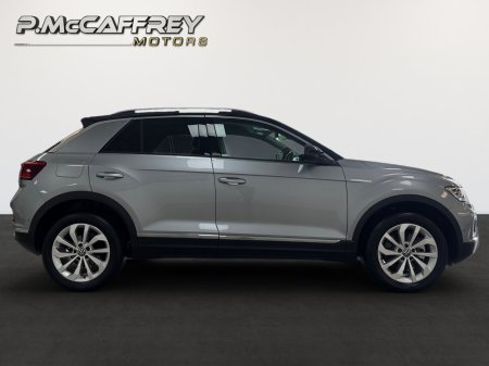 2023 Volkswagen T-Roc - photo 4