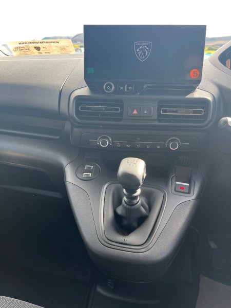 2026 Peugeot Partner - photo 10