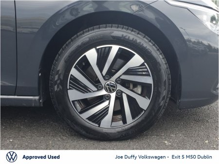 2024 Volkswagen Golf - photo 8