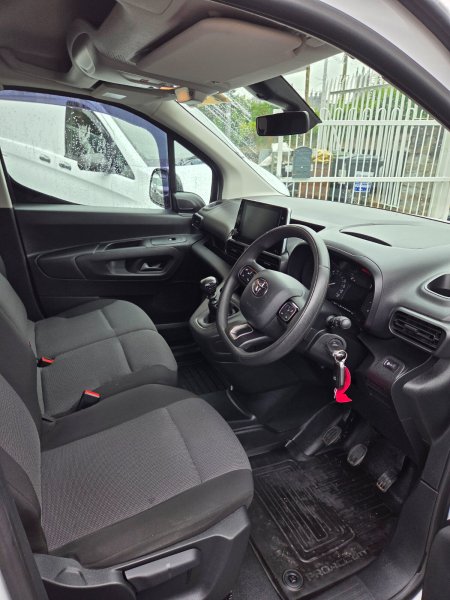 2024 Toyota Proace City - photo 7