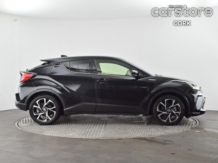 2021 Toyota C-HR - photo 2