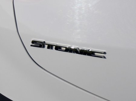 2017 Kia Stonic - photo 26