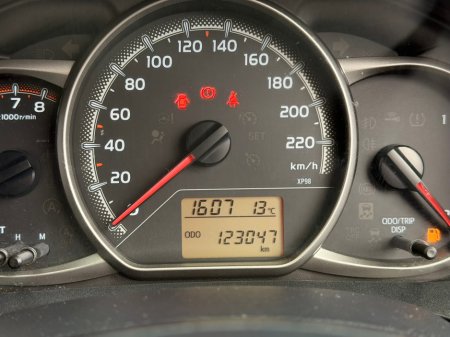 2017 Toyota Yaris - photo 23