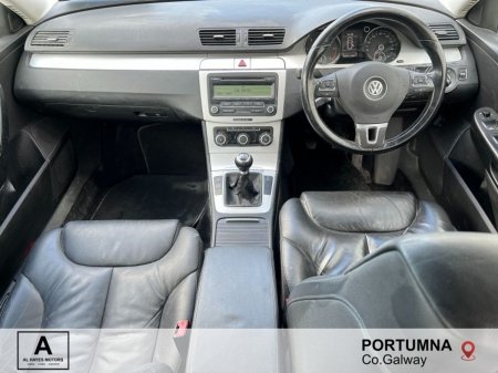 2010 Volkswagen Passat - photo 2