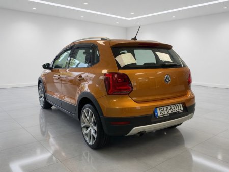 2015 Volkswagen Polo - photo 2