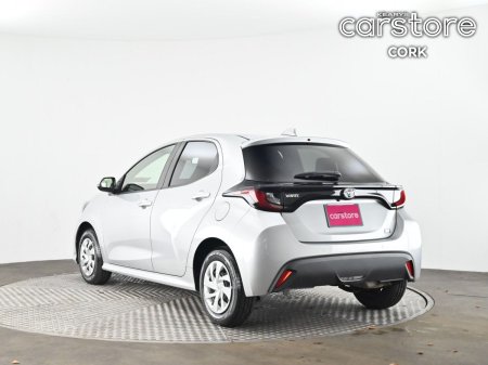 2021 Toyota Yaris - photo 3