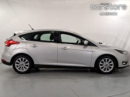 2018 Ford Focus - photo 2