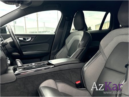 2022 Volvo V60 - photo 13