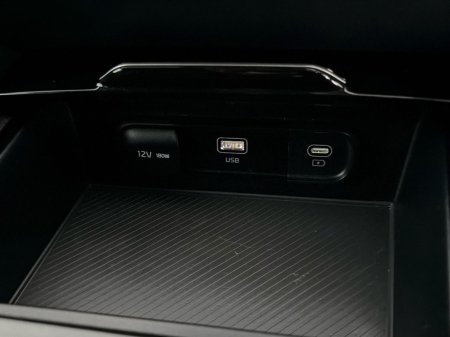 2025 Kia Sportage - photo 38
