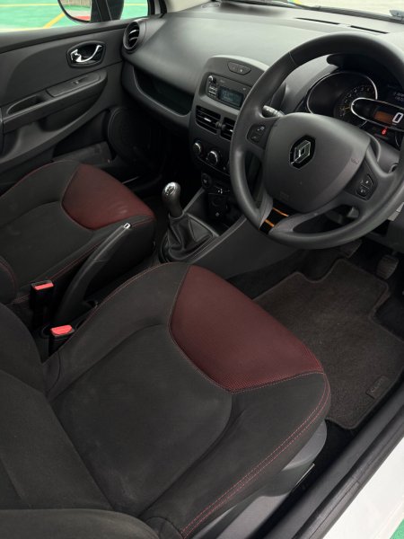 2014 Renault Clio - photo 10
