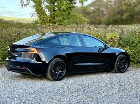 2025 Tesla Model 3 - photo 13