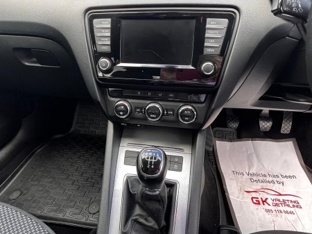 2016 Skoda Octavia - photo 27