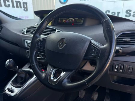 2016 Renault Grand Scenic - photo 19