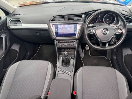 2019 Volkswagen Tiguan - photo 2