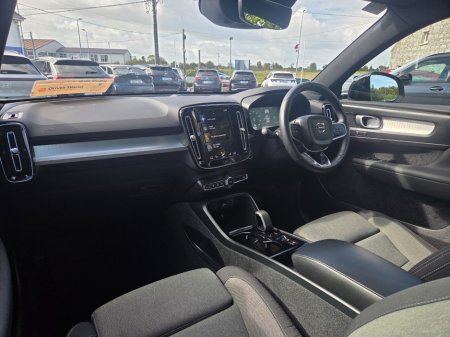 2023 Volvo XC40 - photo 14