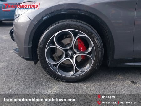 2024 Alfa Romeo Stelvio - photo 8