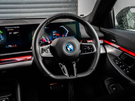 2024 BMW 5-Series - photo 11