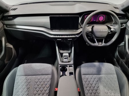 2026 Skoda Octavia - photo 2