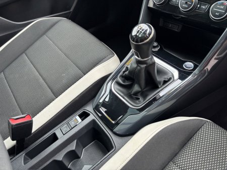 2021 Volkswagen T-Roc - photo 24