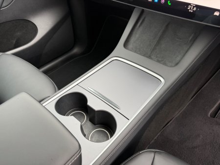 2023 Tesla Model Y - photo 18