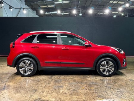 2022 Kia Niro - photo 2